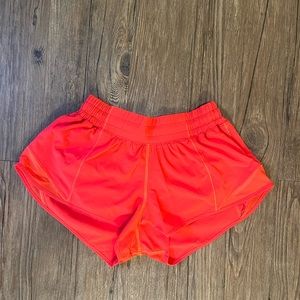 Lululemon Hotty Hot 2.5 Low Rise Short